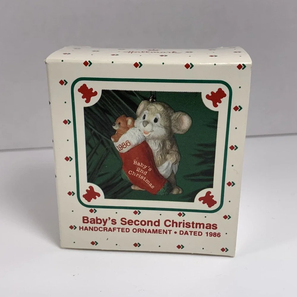 Hallmark  1986 Vintage‎ Keepsake Ornamen Baby' Second Christmas Mouse